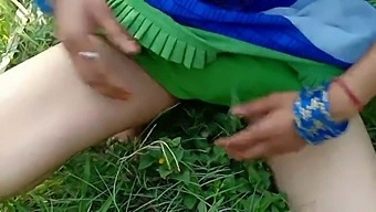 Desi Pussy Close Up And Anal Action In Outdoor Setting