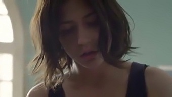 Adele Exarchopoulos' Steamy Scene In 2016