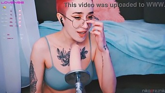 Adorable Tomboy Enjoys Deepthroating With Fuck Machine