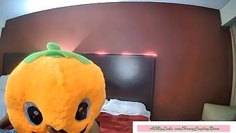 Mr.Pumpkin And The Princess In Honey'S Cosplay Room-- Part 1