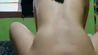 Filipina'S Early Morning Sex Session Goes Wild