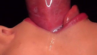 Ověřený Amatér Dává Nedbalý Orál A Polyká Sperma