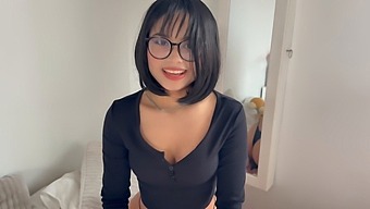Anime Beauty Loses A Bet And Gets Cum On Her Big Thighs